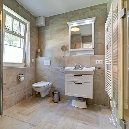 Ferienhaus Hagebutte Prerow